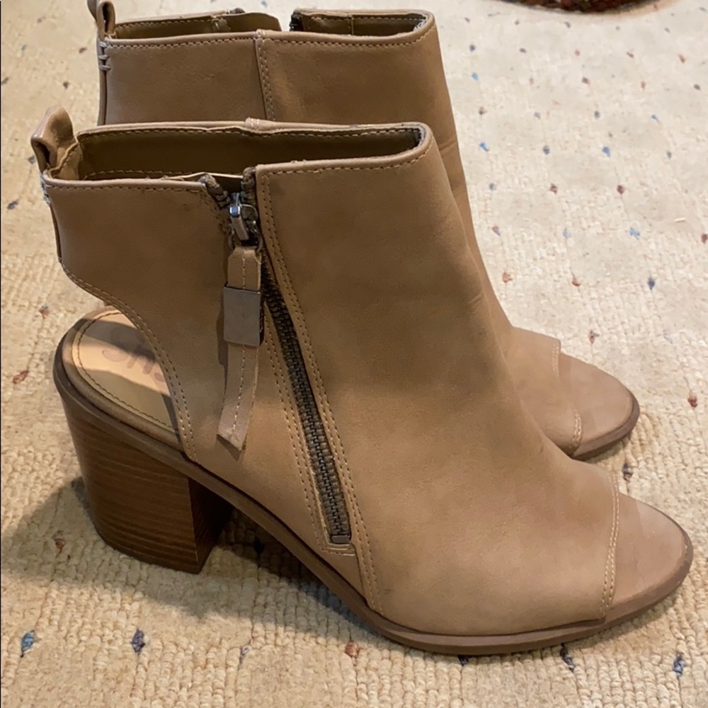 Sam Edelman nude wedge booties